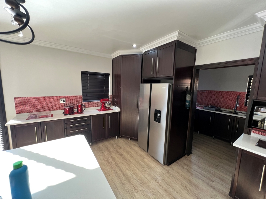 3 Bedroom Property for Sale in Wilkoppies North West